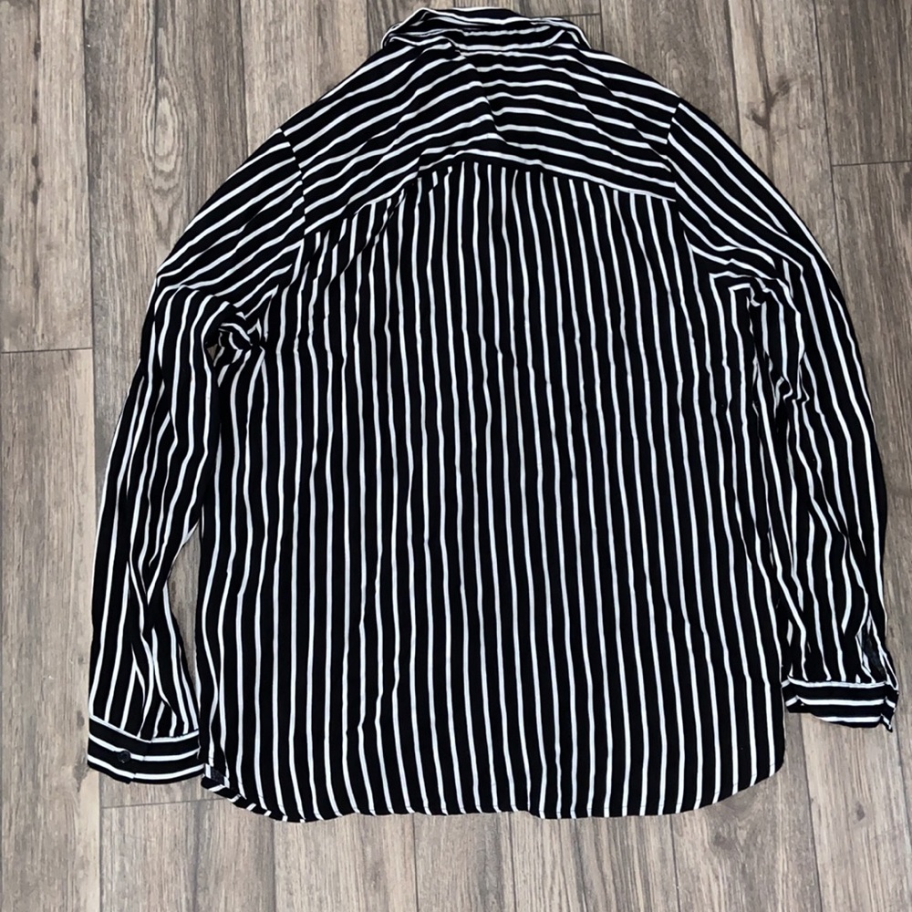 Button down shirt - Picture 4 of 5